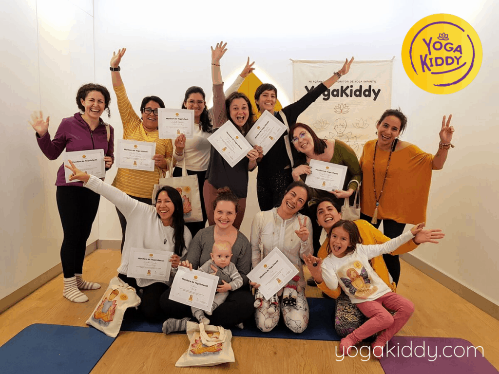 Yoga-para-niños-Lima-Perú-Formación-Internacional-de-Monitor-de-Yoga-Infantil-15-1024x768