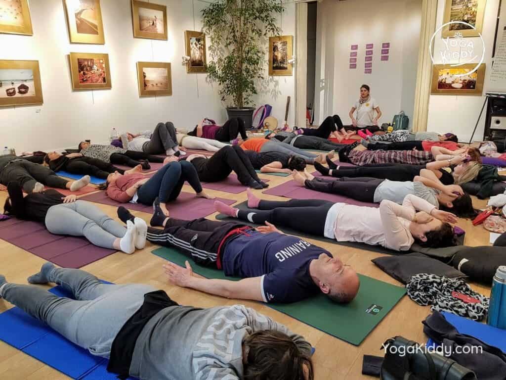 formation-yoga-pour-enfants-moniteur-paris-france-yogakiddy_3-1024x768