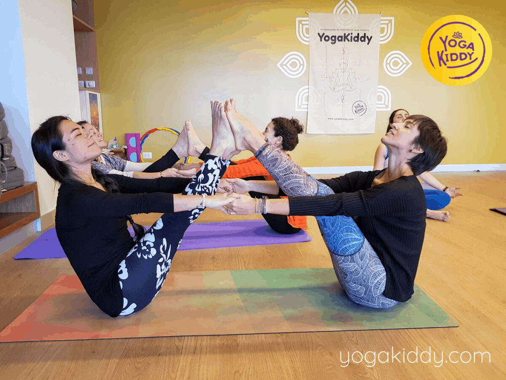 Yoga-para-niños-Lima-Perú-Formación-Internacional-de-Monitor-de-Yoga-Infantil-7-1-1024x768