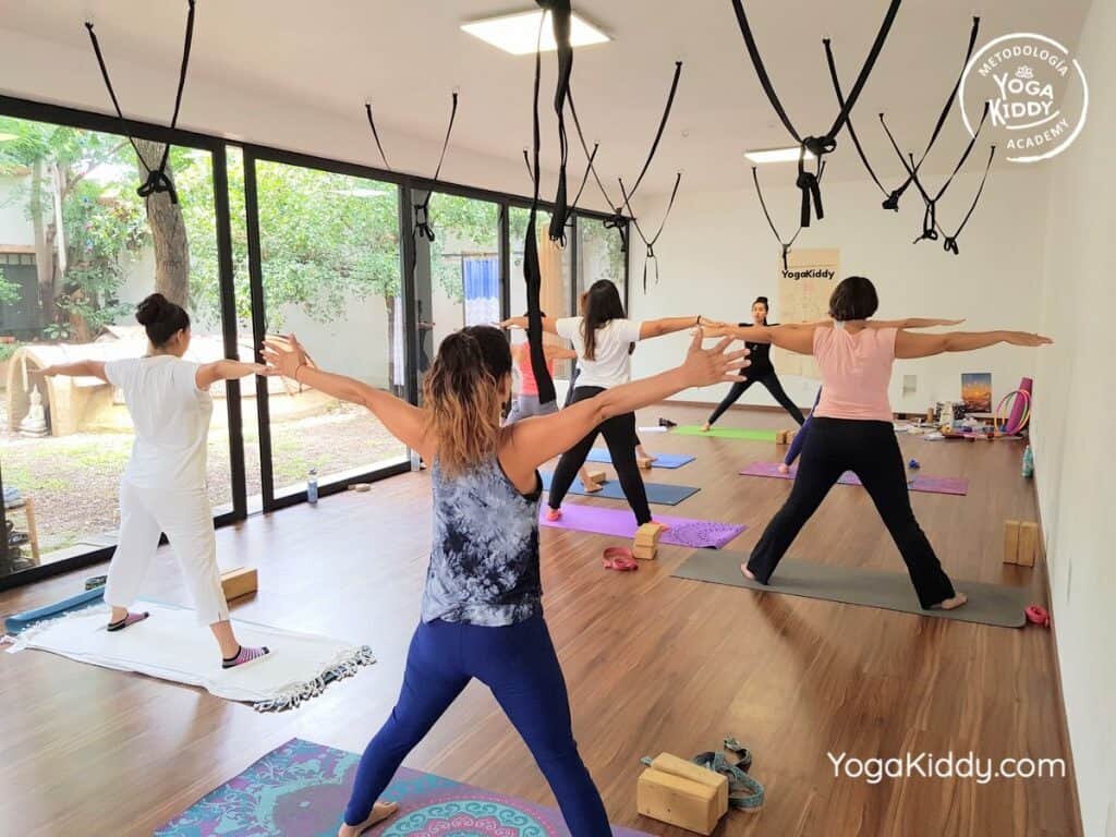 Formación-de-Yoga-para-Niños-en-Guadalajara-México-YogaKiddy-0021-1024x768