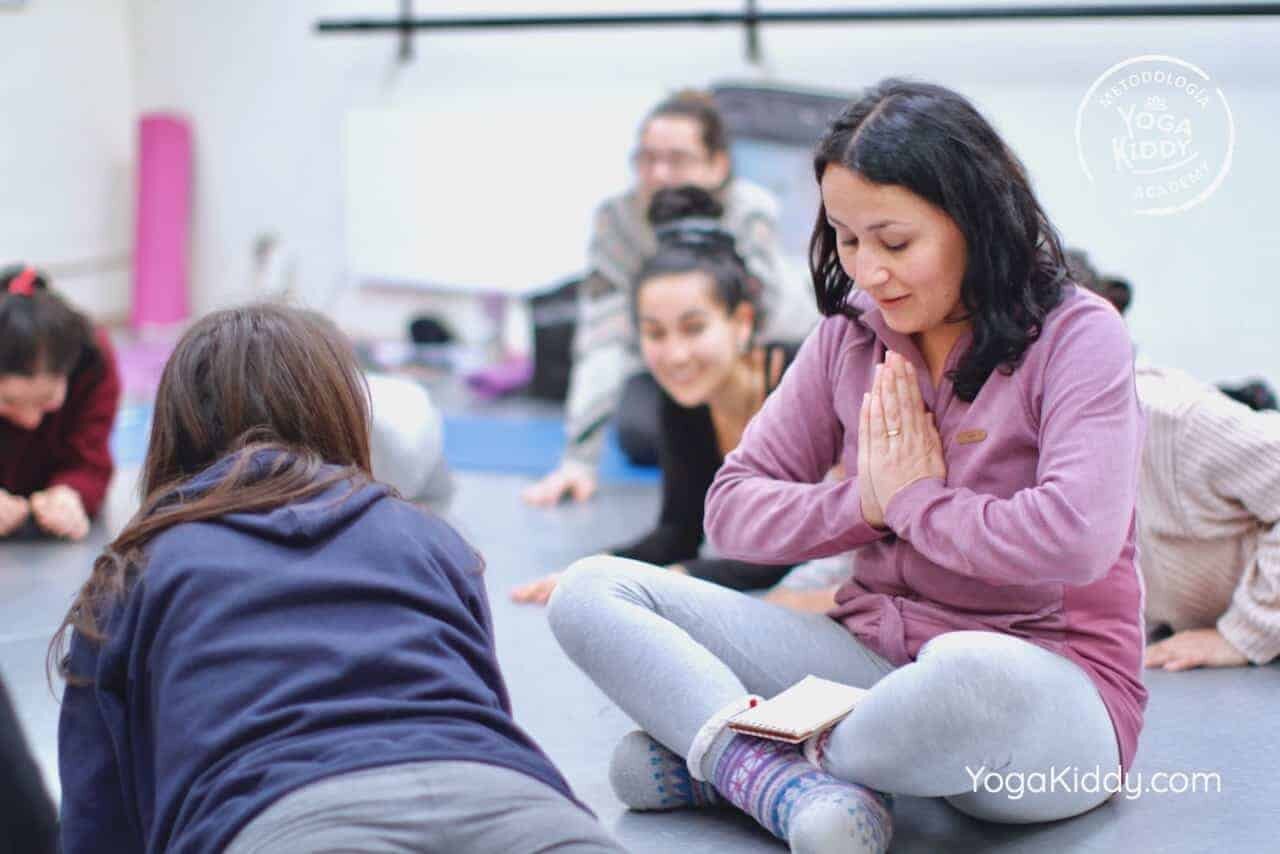 yoga-para-niños-formación-monitor-yoga-infantil-YogaKiddy-viña-del-mar-chile0073