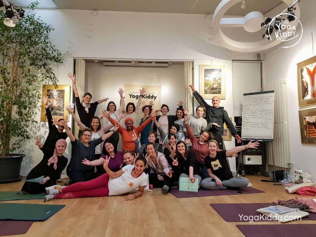 formation-yoga-pour-enfants-moniteur-paris-france-yogakiddy-1024x768